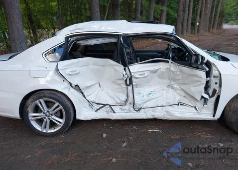 2014 Volkswagen Passat 2.0L Tdi Se из США, поврежденный, VIN 1VWBN7A30EC112103